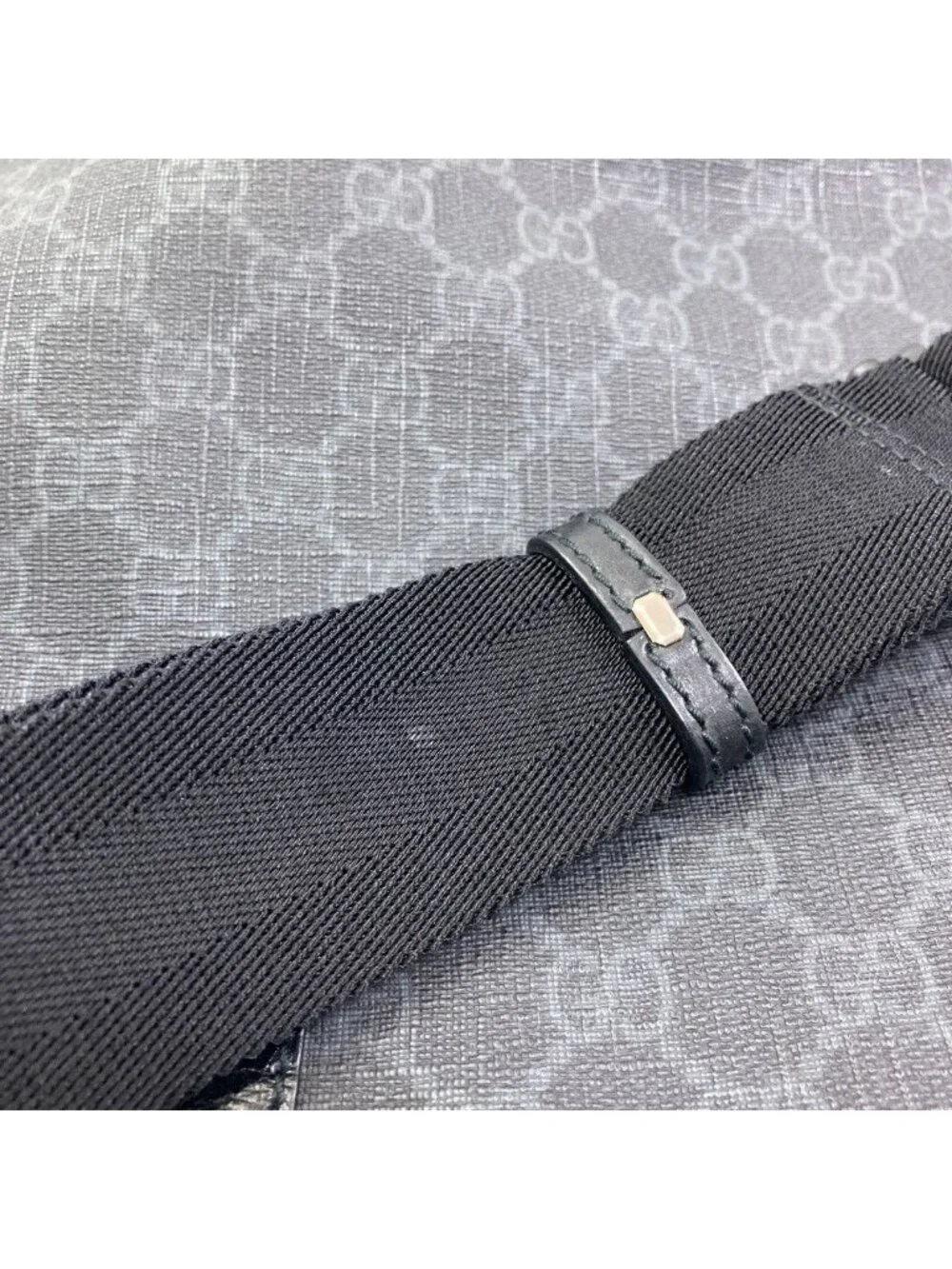 Gucci GG Supreme 2-Way Tote